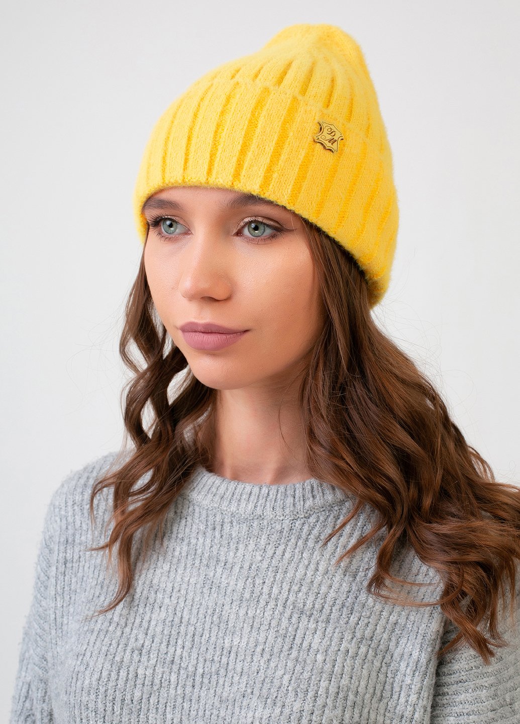 Купить Зимняя ангоровая женская шапка без подкладки DeMari Лайк 551140 - Жёлтый в интернет-магазине