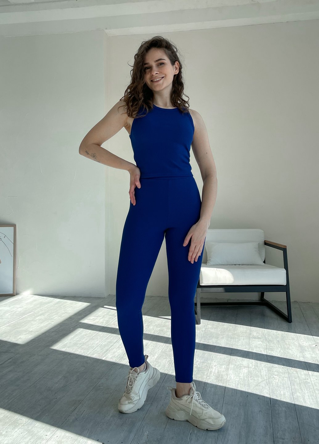 Купить Костюм женский в рубчик топ с лосинами синий Merlini Сотто 100000447, размер XS-M (40-44) в интернет-магазине