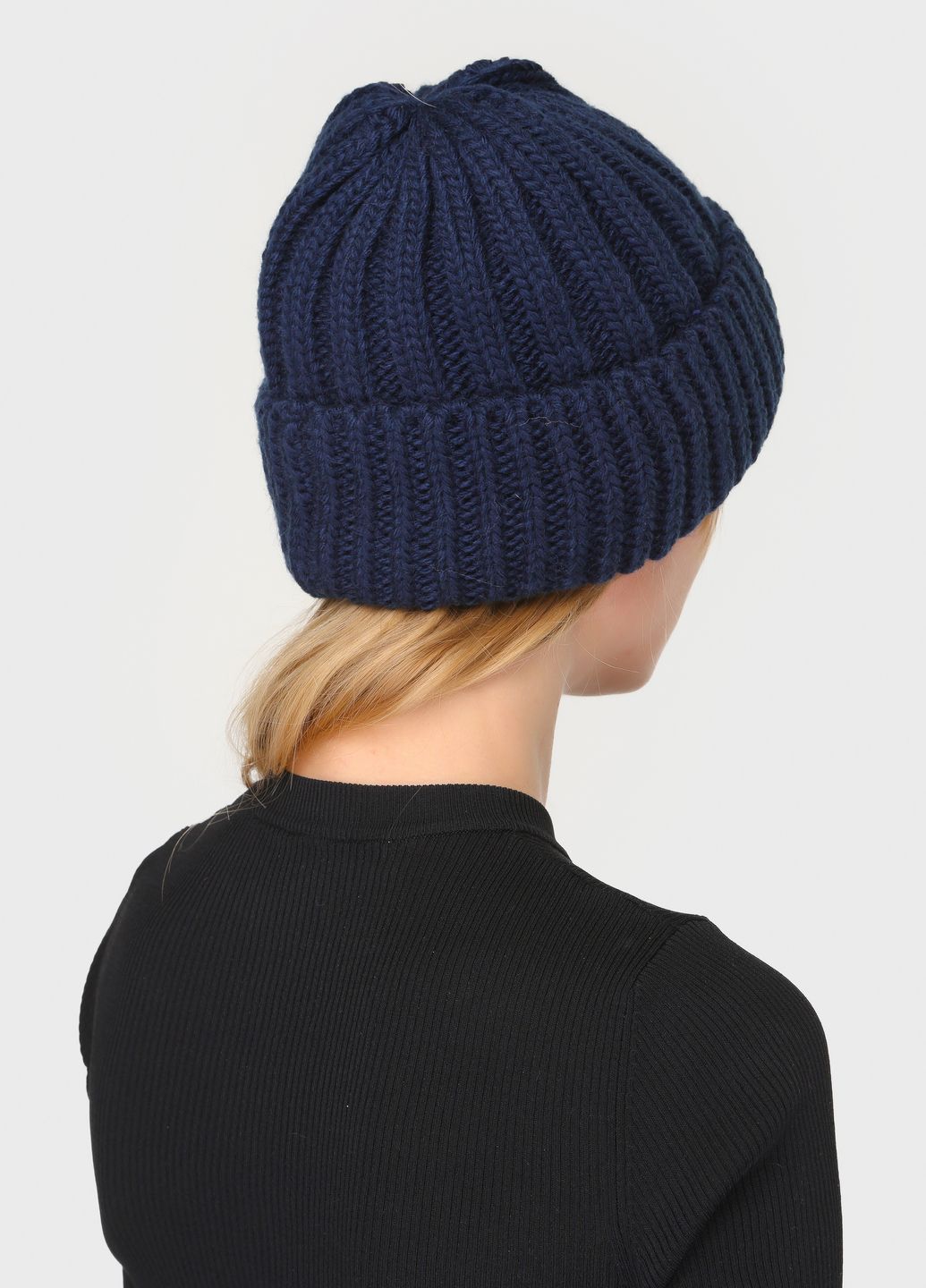 Купить Зимняя вязаная женская шапка с отворотом на флисовой подкладке DeMari Мия 500042 - Синий в интернет-магазине