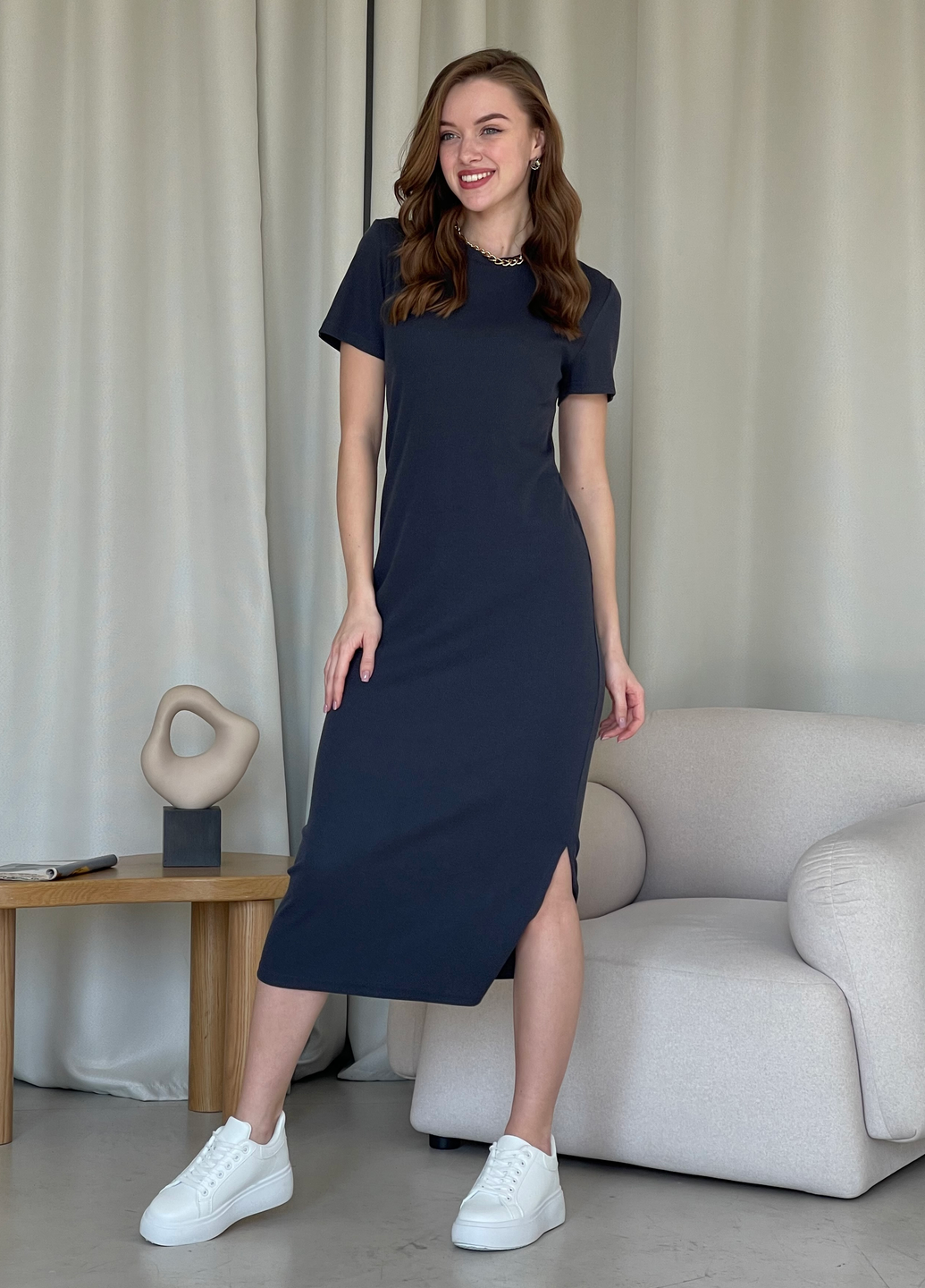 Купить Длинное платье-футболка в рубчик серое Merlini Кассо 700000130 размер 42-44 (S-M) в интернет-магазине