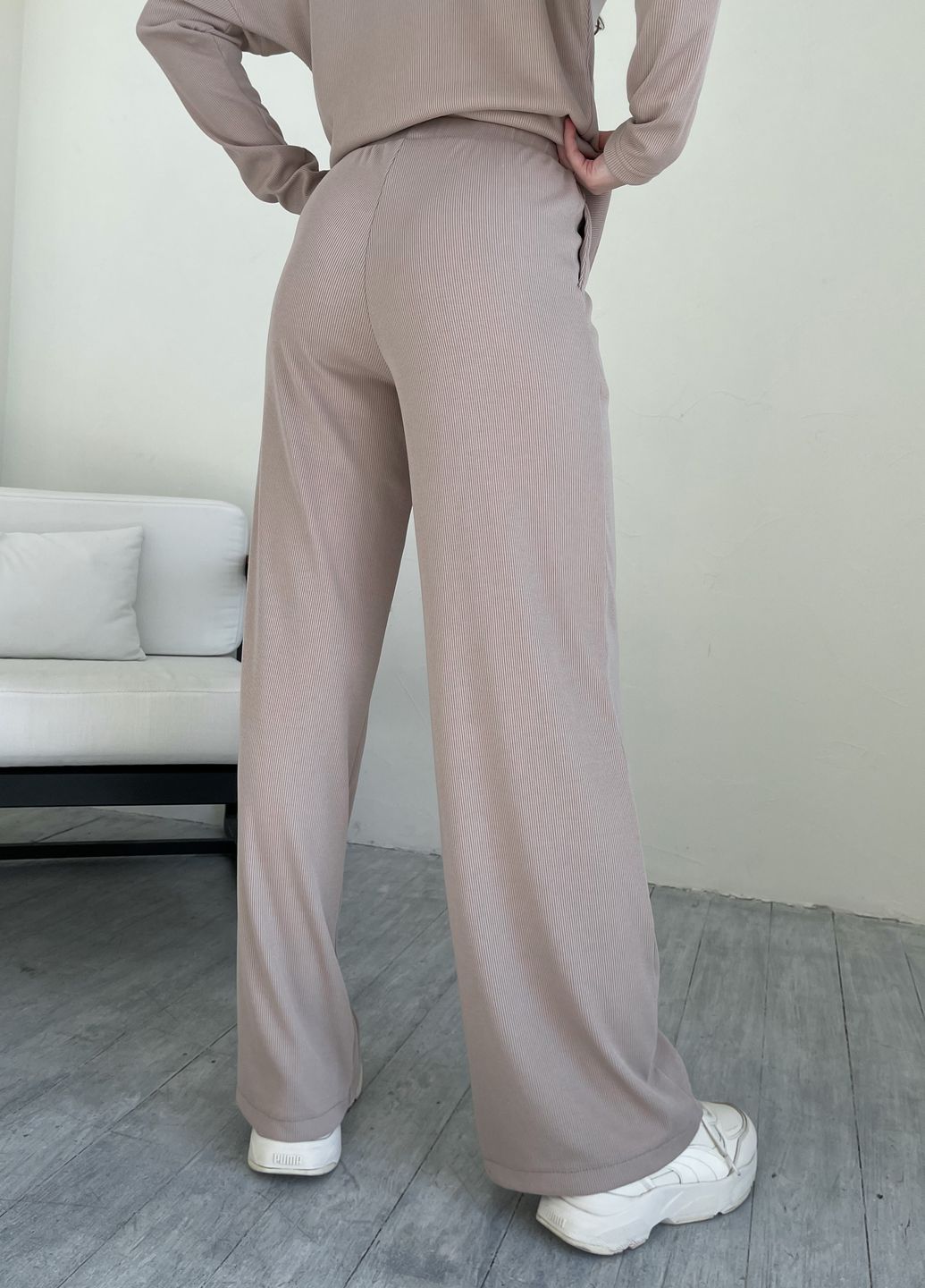 Купити Бежевий костюм жіночий у рубчик з широкими штанами Merlini Мантуя 100000403, розмір XS-M в інтернет-магазині