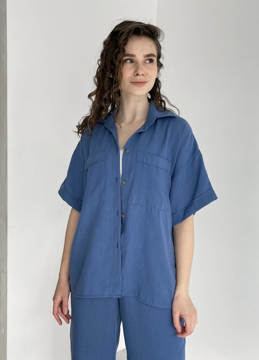 Купити Жіноча льняна сорочка з коротким рукавом синя Merlini Фріулі 200000143, розмір 42-44 в інтернет-магазині