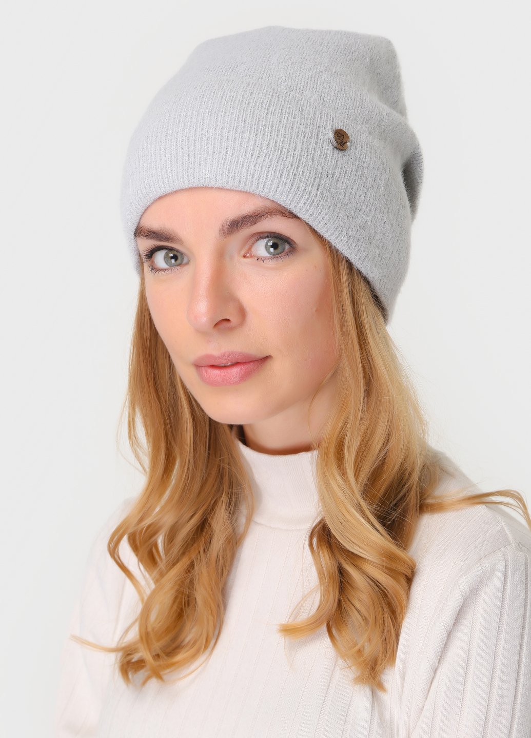 Купить Зимняя ангоровая женская шапка с отворотом на флисовой подкладке DeMari Зара 500062 - Серый в интернет-магазине