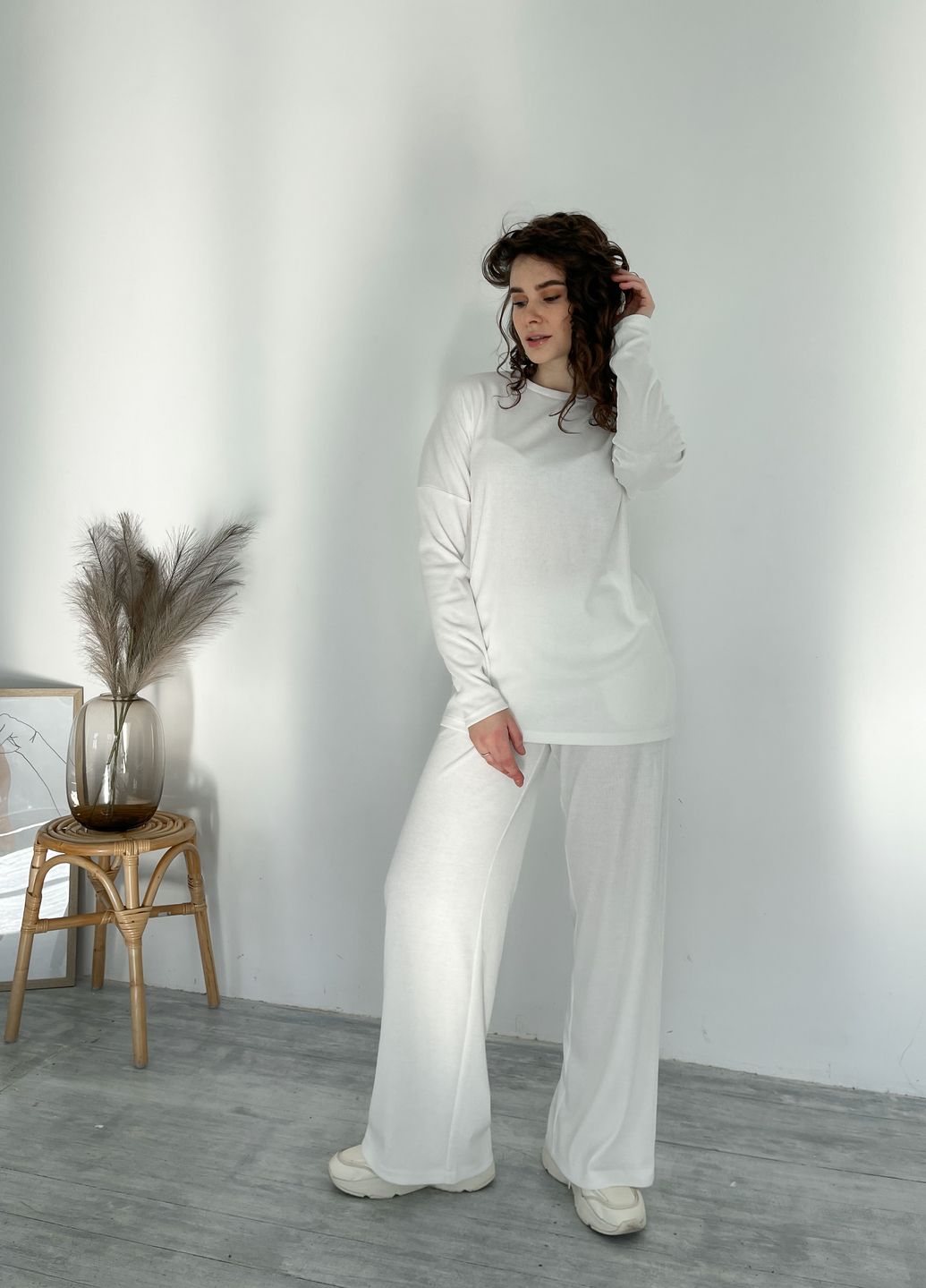 Купить Белый костюм женский в рубчик с широкими штанами Merlini Мантуя 100000406, размер XS-M в интернет-магазине