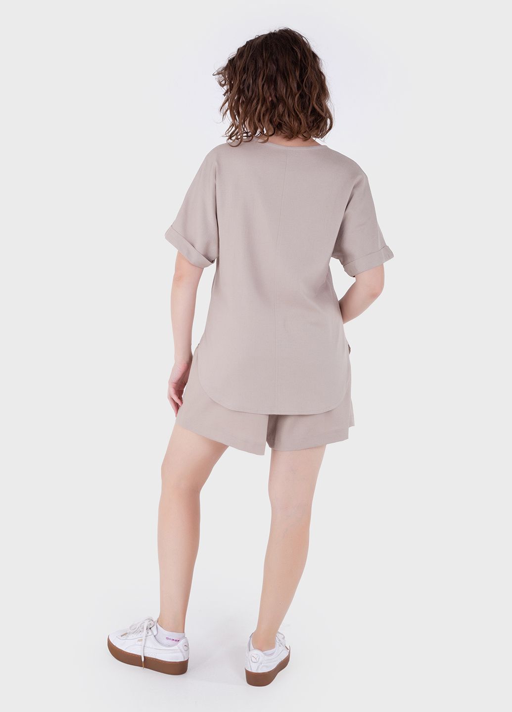 Купить Оверсайз льняная футболка женская бежевого цвета Merlini Лацио 800000036, размер 42-44 в интернет-магазине