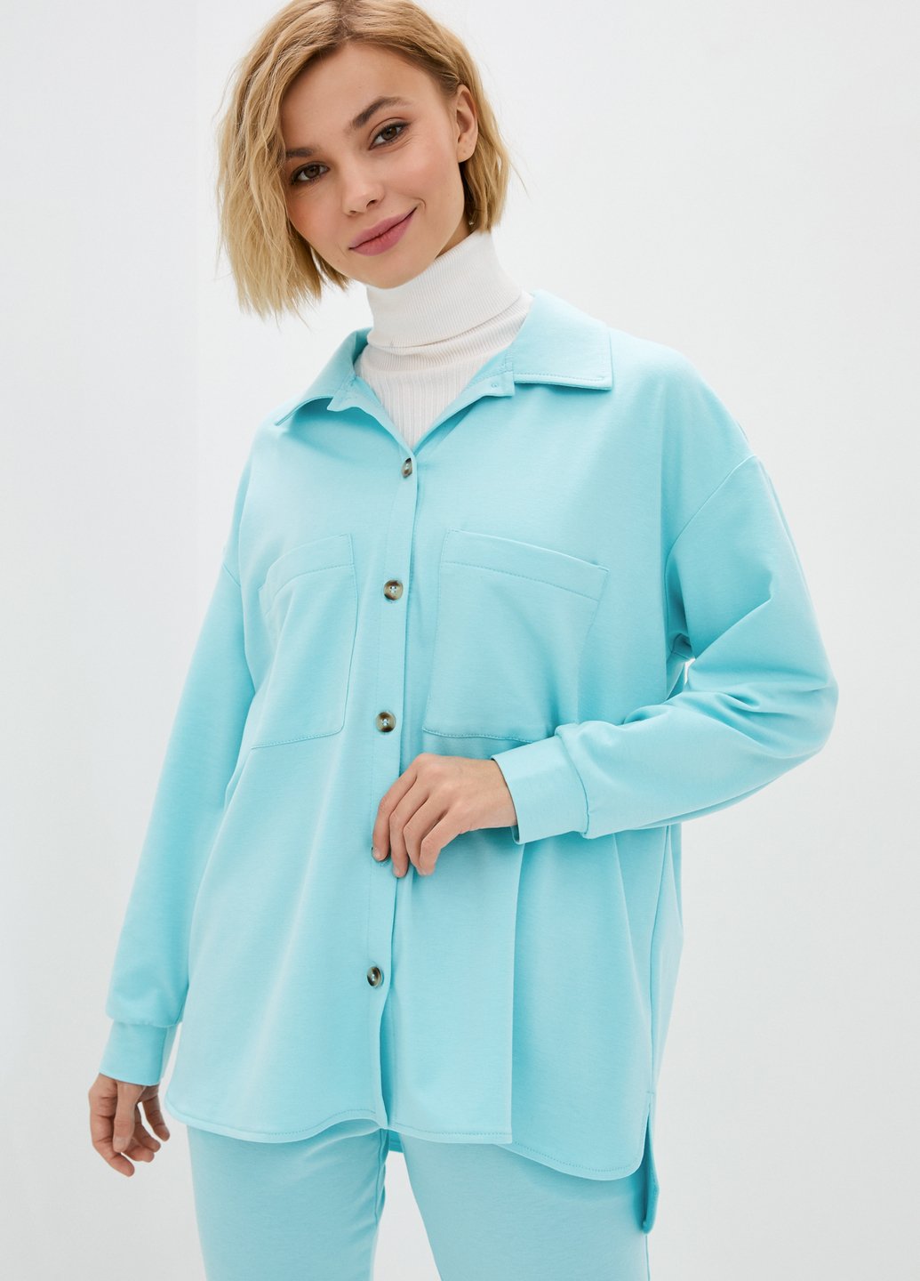 Купить Рубашка женская трикотажная оверсайз Merlini Йорк 200000061 - Голубой, 42-44 в интернет-магазине