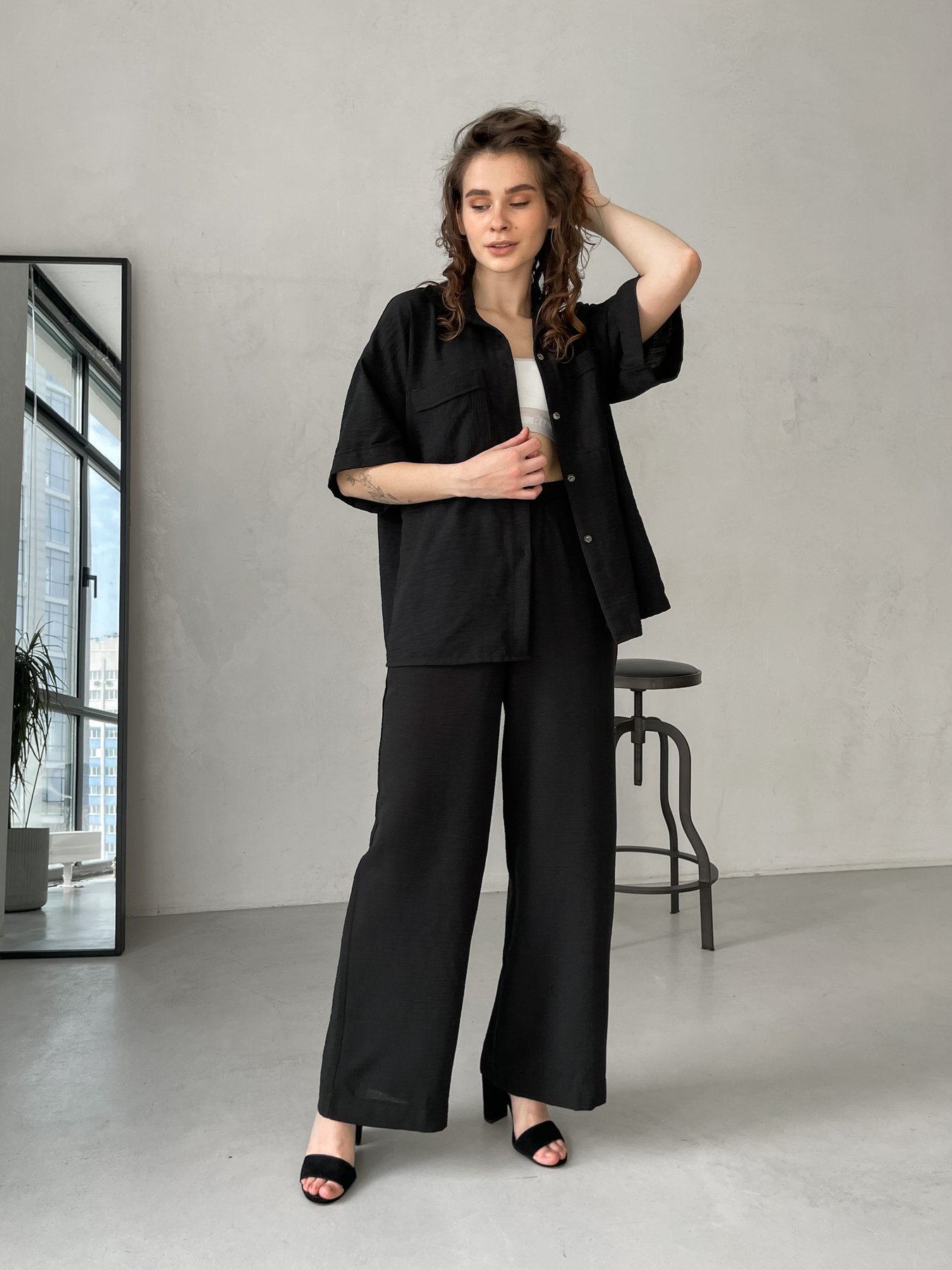 Купить Женский костюм с широкими штанами и рубашкой из льна черный Merlini Моджо 100000541, размер 46-48 в интернет-магазине